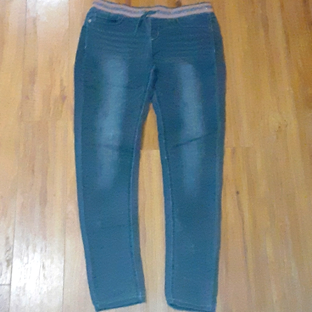 Grey kids jeans - slightly used -